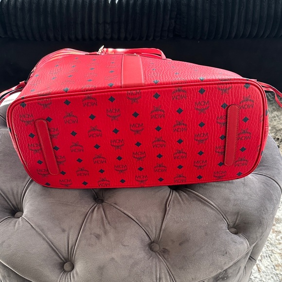 MCM Red and Black Women's Tote Bag - Picture 3 of 9